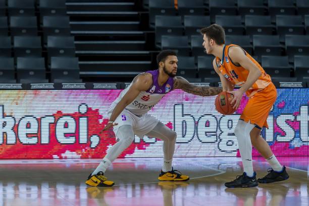 勇士队的防 勇士队的防