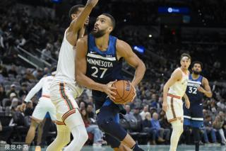 开创性地创 开创性地创